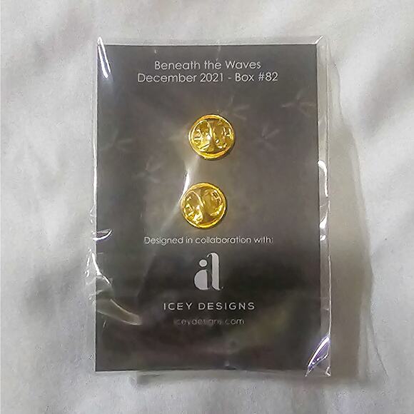 Owlcrate New enamel collector pin Beneath the Waves - Picture 3 of 5